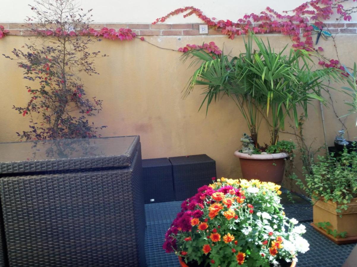 Autan Des Couleurs Bed and Breakfast Albi Buitenkant foto